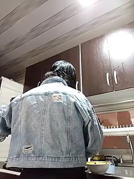 Nathaly 12 online show from 11/12/25, 06:12