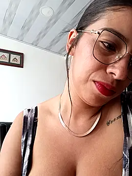 Nathaly 12 online show from 11/11/25, 05:41