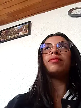 Snapshot of Nathaly_12 chatting on 09/24/25, 01:17 Nathaly 12 online show from 09/24/25, 01:17