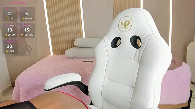 stephany summer online show from 03/14/26, 07:53