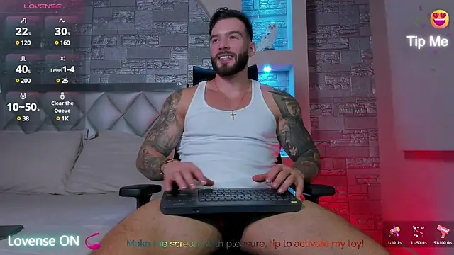 Snapshot of OLIVER_COLT chatting on 03/20/25, 03:04 OLIVER COLT online show from 03/20/25, 03:04