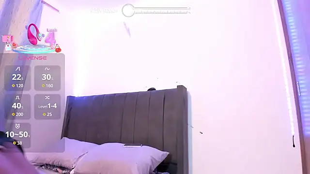 NAOMMII  online show from 10/09/25, 02:45
