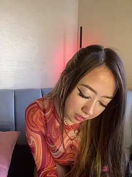 Snapshot of VictoriaGerard_Pink chatting on 03/21/25, 03:35 VictoriaGerard Pink online show from 03/21/25, 03:35