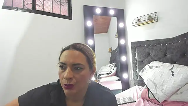 Milf-Prettyboobs online show from 03/04/26, 11:12