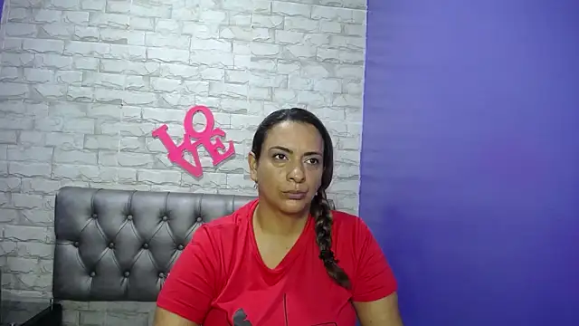 Milf-Prettyboobs online show from 05/07/26, 05:16