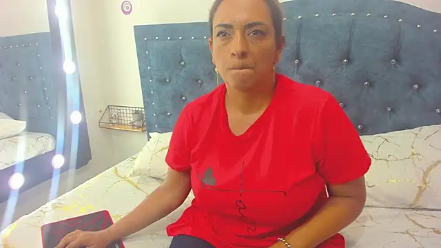 Milf-Prettyboobs online show from 03/19/26, 09:26