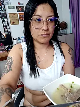 DaniPoison online show from 04/03/26, 07:20