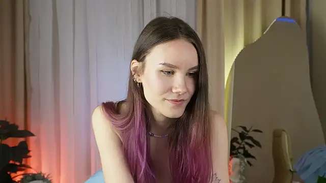 Snapshot of Clare__Florence chatting on 03/20/25, 09:48 Clare Florence online show from 03/20/25, 09:48