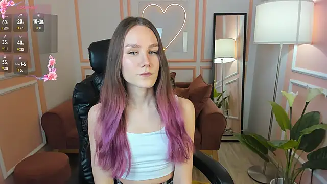 Snapshot of Clare__Florence chatting on 03/21/25, 01:23 Clare Florence online show from 03/21/25, 01:23