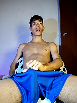 dareck 18 online show from 03/13/26, 01:10