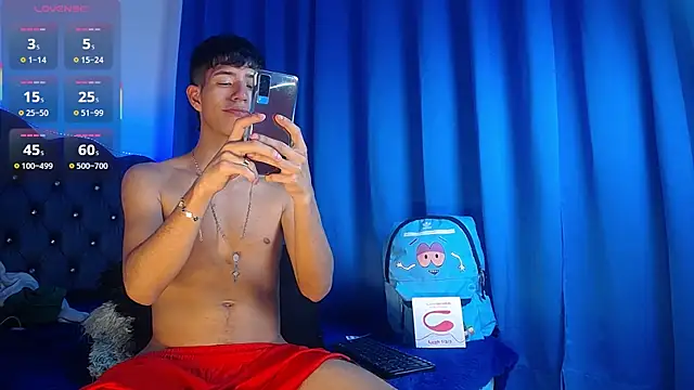 dareck 18 online show from 10/24/25, 12:31