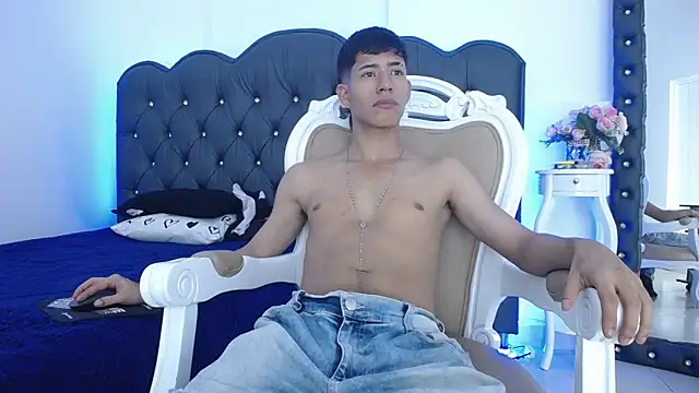 dareck 18 online show from 03/11/25, 11:26