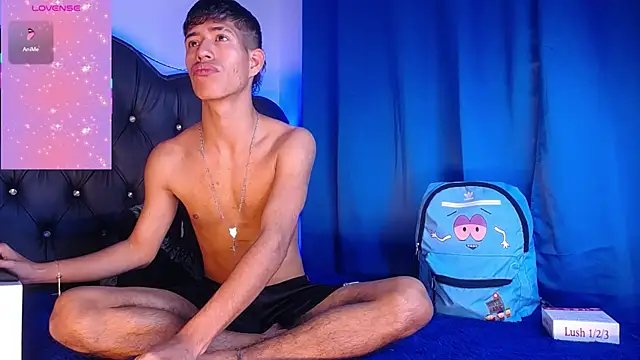 dareck 18 online show from 10/22/25, 05:12