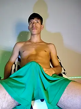 dareck 18 online show from 03/17/26, 12:02