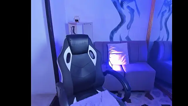 VanessaScott  online show from 02/16/26, 08:35