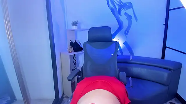 VanessaScott  online show from 12/21/25, 07:10