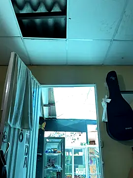 val zx online show from 09/13/25, 03:45