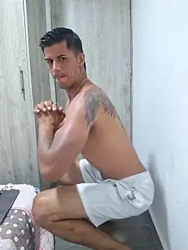 Snapshot of piterr_hot chatting on 03/16/25, 04:09 piterr hot online show from 03/16/25, 04:09