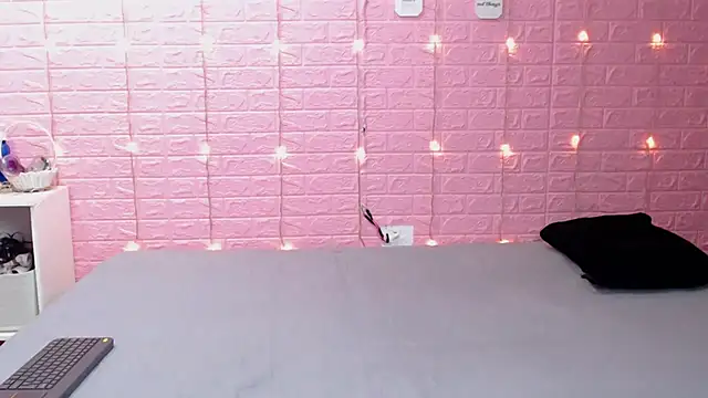 wet valery online show from 03/09/26, 10:02