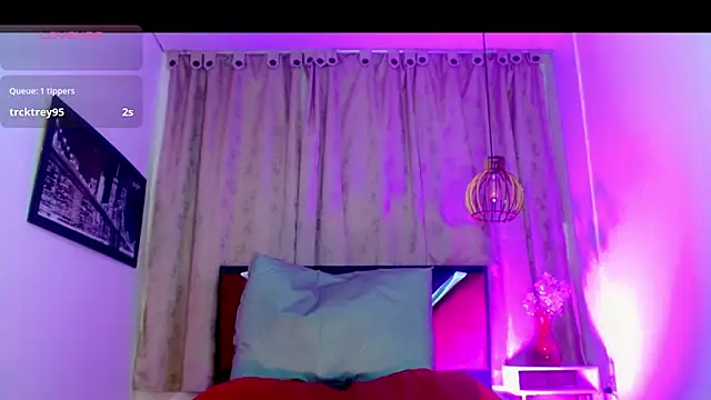 Snapshot of alexsandra_kiss chatting on 05/29/26, 11:27 alexsandra kiss online show from 05/29/26, 11:27