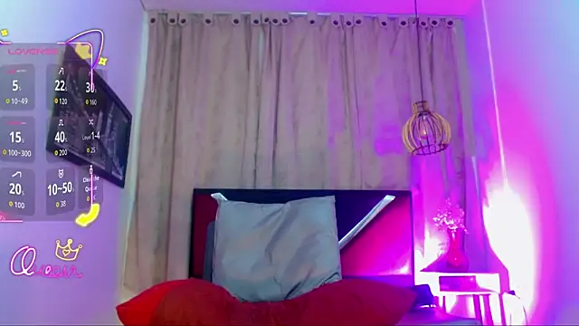 Snapshot of alexsandra_kiss chatting on 05/25/26, 11:42 alexsandra kiss online show from 05/25/26, 11:42