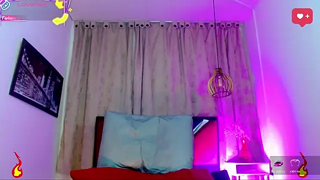 Snapshot of alexsandra_kiss chatting on 06/06/26, 12:10 alexsandra kiss online show from 06/06/26, 12:10