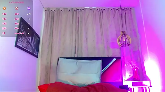 Snapshot of alexsandra_kiss chatting on 06/03/26, 11:55 alexsandra kiss online show from 06/03/26, 11:55