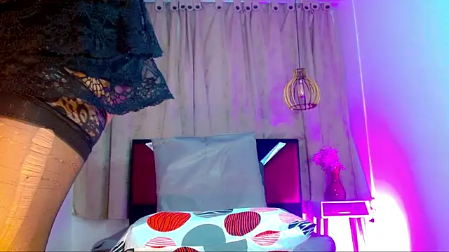 Snapshot of alexsandra_kiss chatting on 06/27/26, 12:00 alexsandra kiss online show from 06/27/26, 12:00