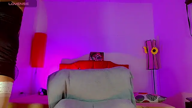 alexsandra kiss online show from 04/17/26, 11:35