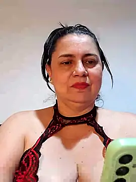 michellrodriguez online show from 10/03/25, 02:04