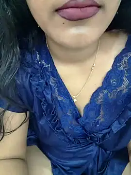 priya 00143 online show from 10/28/25, 01:28