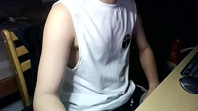 Snapshot of mak_mark92 chatting on 09/23/25, 05:09 mak mark92 online show from 09/23/25, 05:09