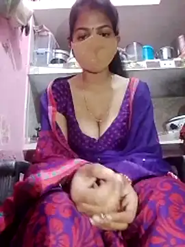 seexypatola online show from 12/18/25, 10:57