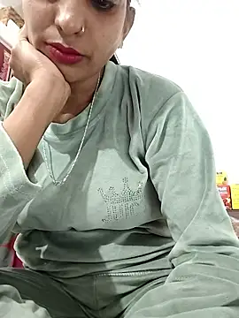 Hotty-Nidhi online show from 01/14/26, 04:10