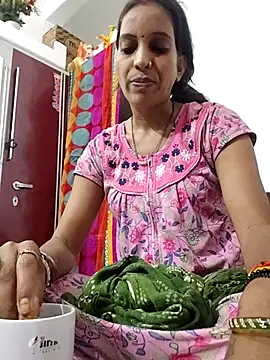 Hotty-Nidhi online show from 11/10/25, 03:22