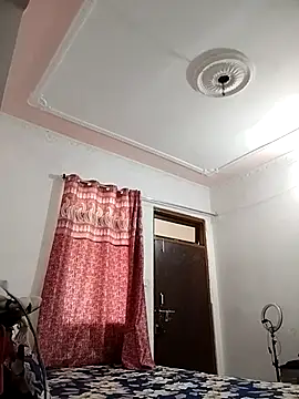 Hotty-Nidhi online show from 03/20/25, 06:08