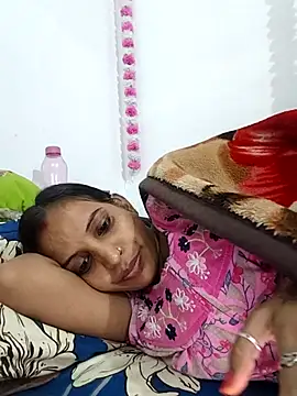 Hotty-Nidhi online show from 11/20/25, 05:35