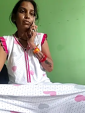Hotty-Nidhi online show from 10/02/25, 02:59