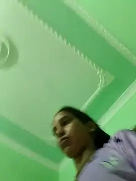 Hotty-Nidhi online show from 10/19/25, 04:54