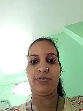 Hotty-Nidhi online show from 11/15/25, 04:16