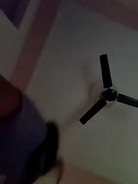 Hotty-Nidhi online show from 12/05/25, 03:16