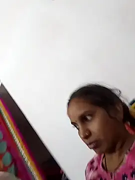 Hotty-Nidhi online show from 11/23/25, 03:27