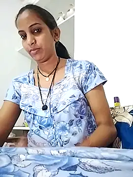 Hotty-Nidhi online show from 03/19/25, 03:20
