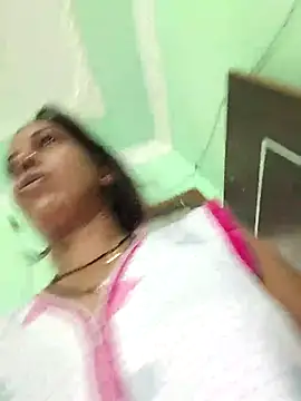 Hotty-Nidhi online show from 09/27/25, 03:23