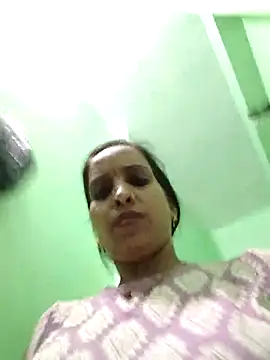 Hotty-Nidhi online show from 05/21/26, 04:59