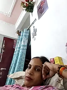 Hotty-Nidhi online show from 06/23/26, 05:55
