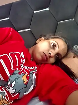 Hotty-Nidhi online show from 05/27/26, 02:52