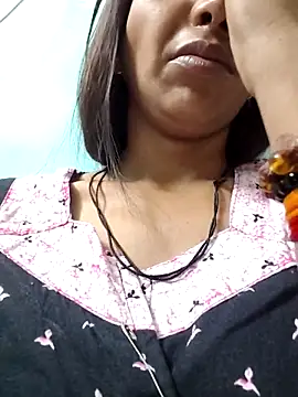 Hotty-Nidhi online show from 06/15/26, 01:17