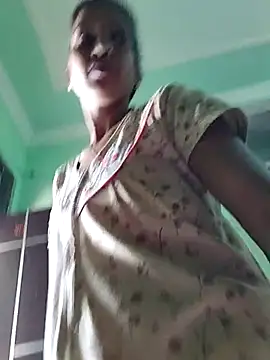 Hotty-Nidhi online show from 02/22/26, 03:53