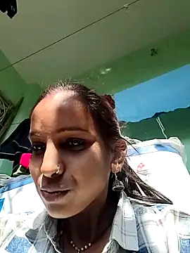 Hotty-Nidhi online show from 02/17/26, 04:21